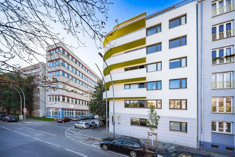 Zentrale Lage zwischen S Greifswalder Straße und S Prenzlauer Allee — photo 1